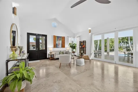114 Los Lotos Street Dorado PR 00646