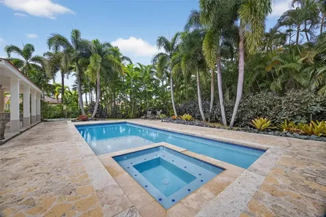 114 Los Lotos Street Dorado PR 00646