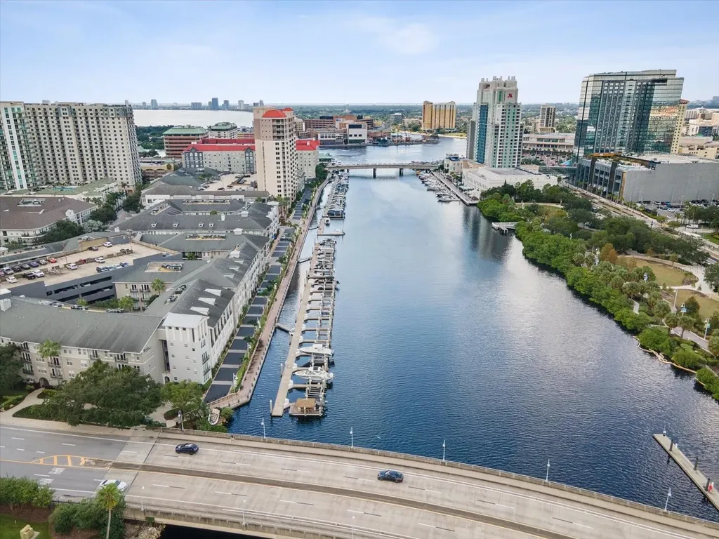 404 E Chelsea Street Tampa FL 33603