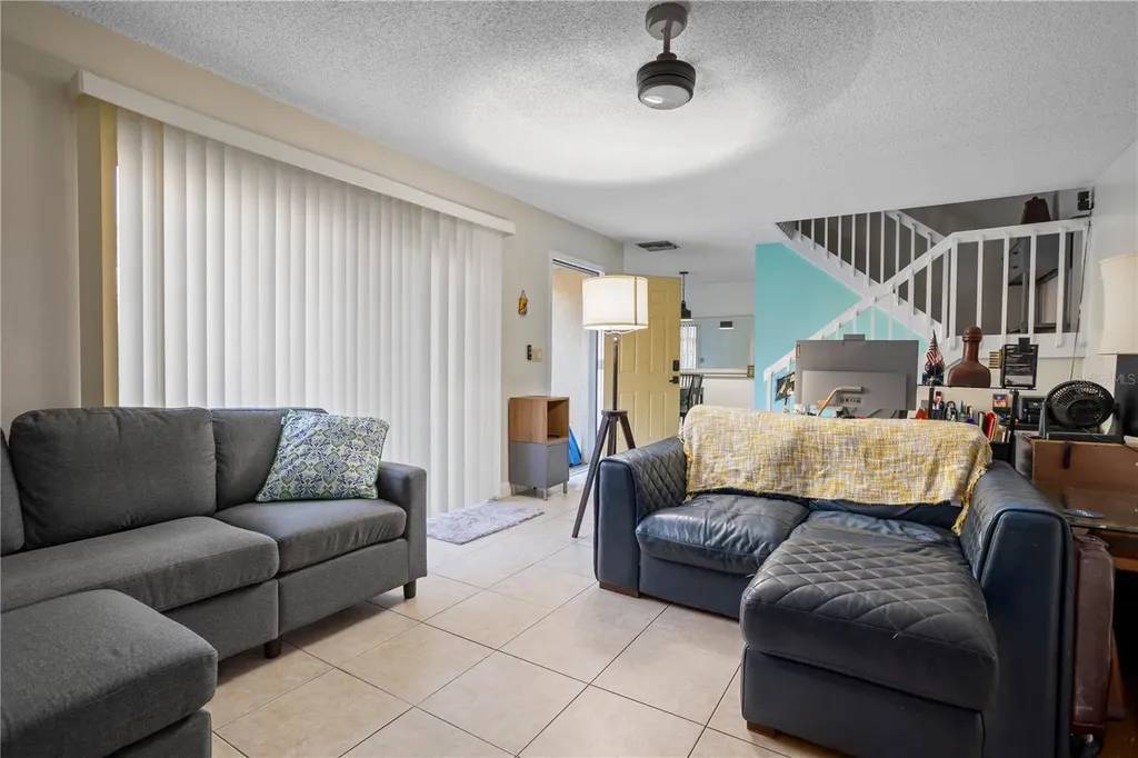 5284 Willow Court Orlando FL 32811
