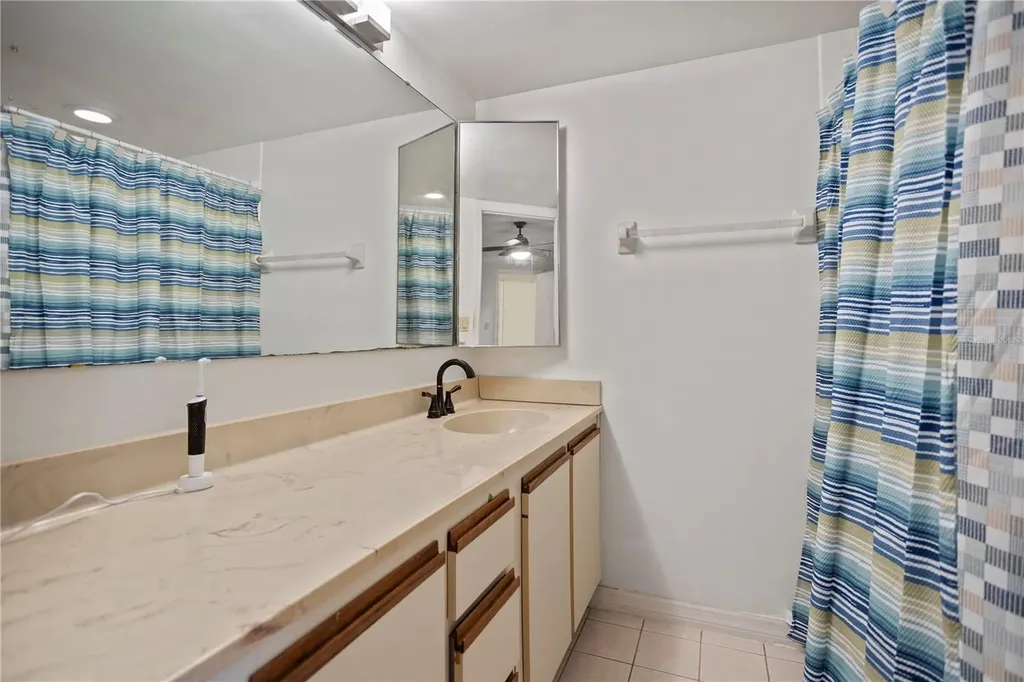 5284 Willow Court Orlando FL 32811