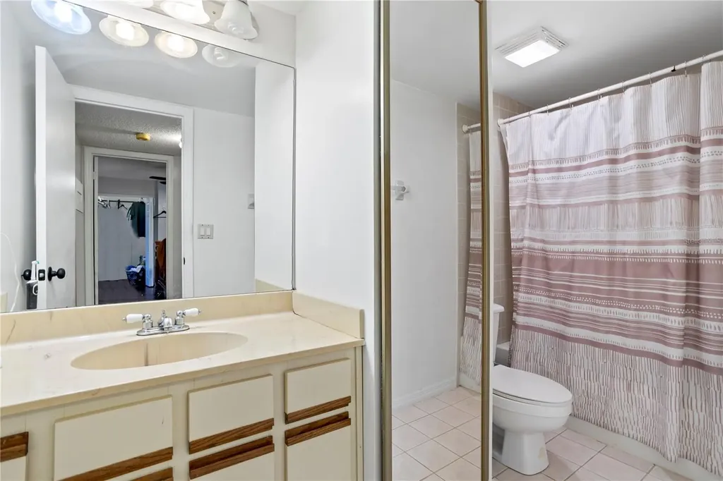 5284 Willow Court Orlando FL 32811