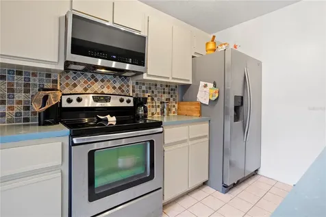 5284 Willow Court Orlando FL 32811