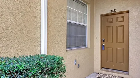 3827 Parkridge Circle Sarasota FL 34243