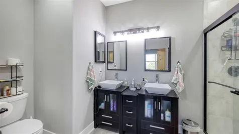 3827 Parkridge Circle Sarasota FL 34243