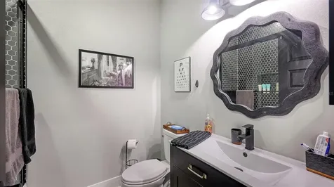 3827 Parkridge Circle Sarasota FL 34243