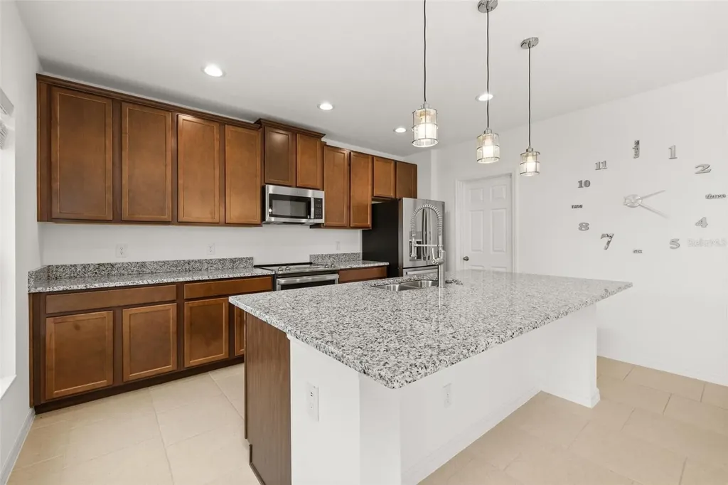 683 Campo Lane Davenport FL 33837