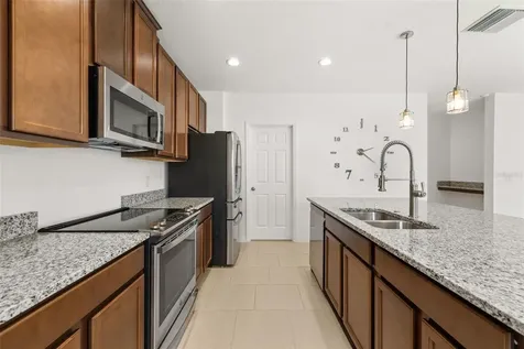 683 Campo Lane Davenport FL 33837