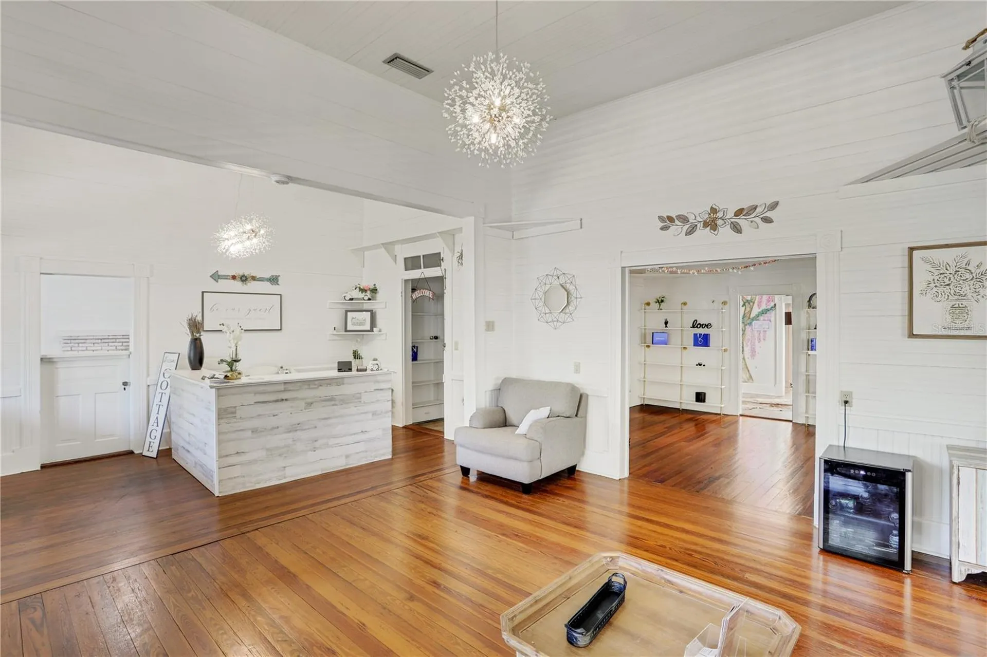 18741 High Springs Main Street High Springs FL 32643