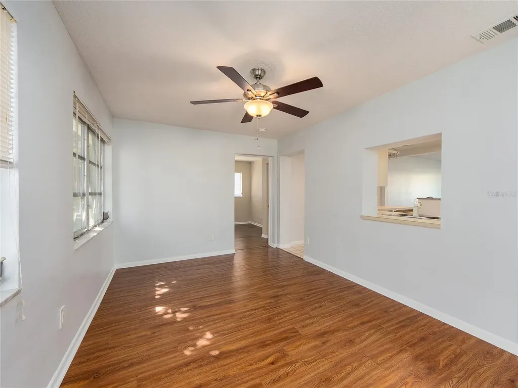 9157 140th Way Seminole FL 33776