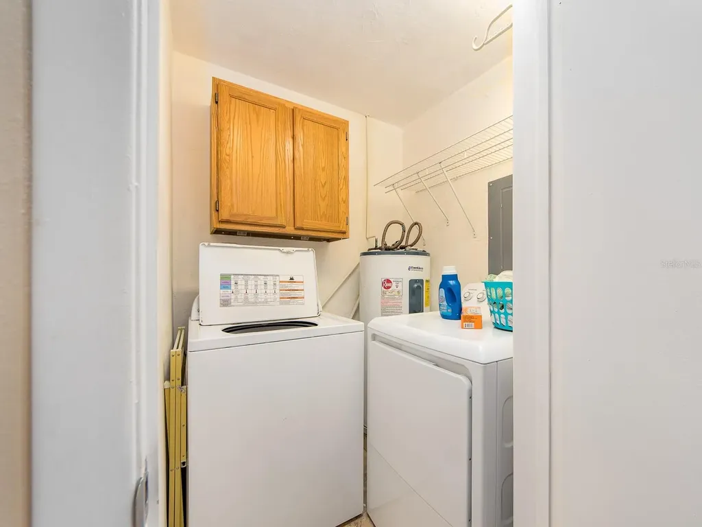 9157 140th Way Seminole FL 33776