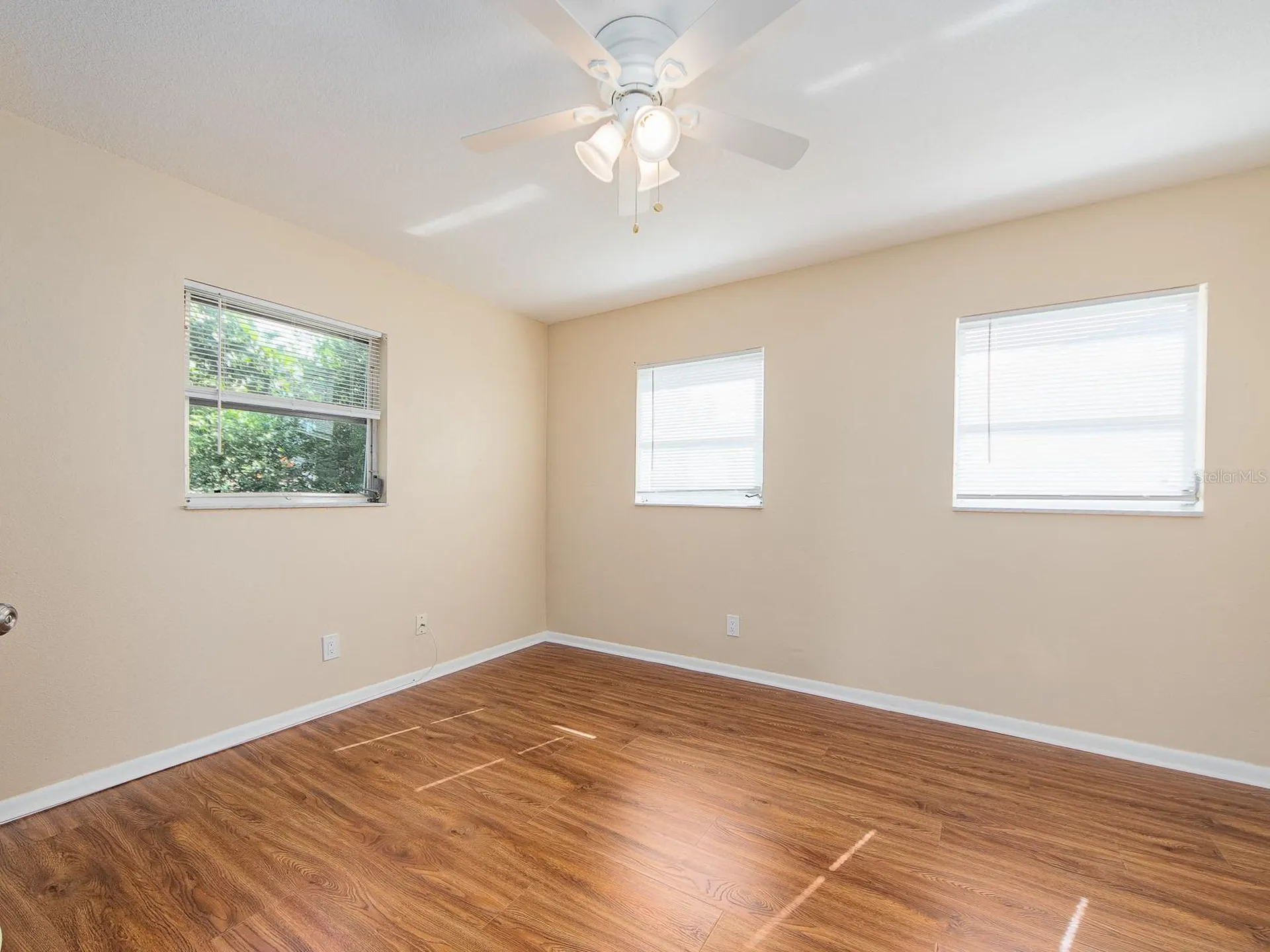9157 140th Way Seminole FL 33776