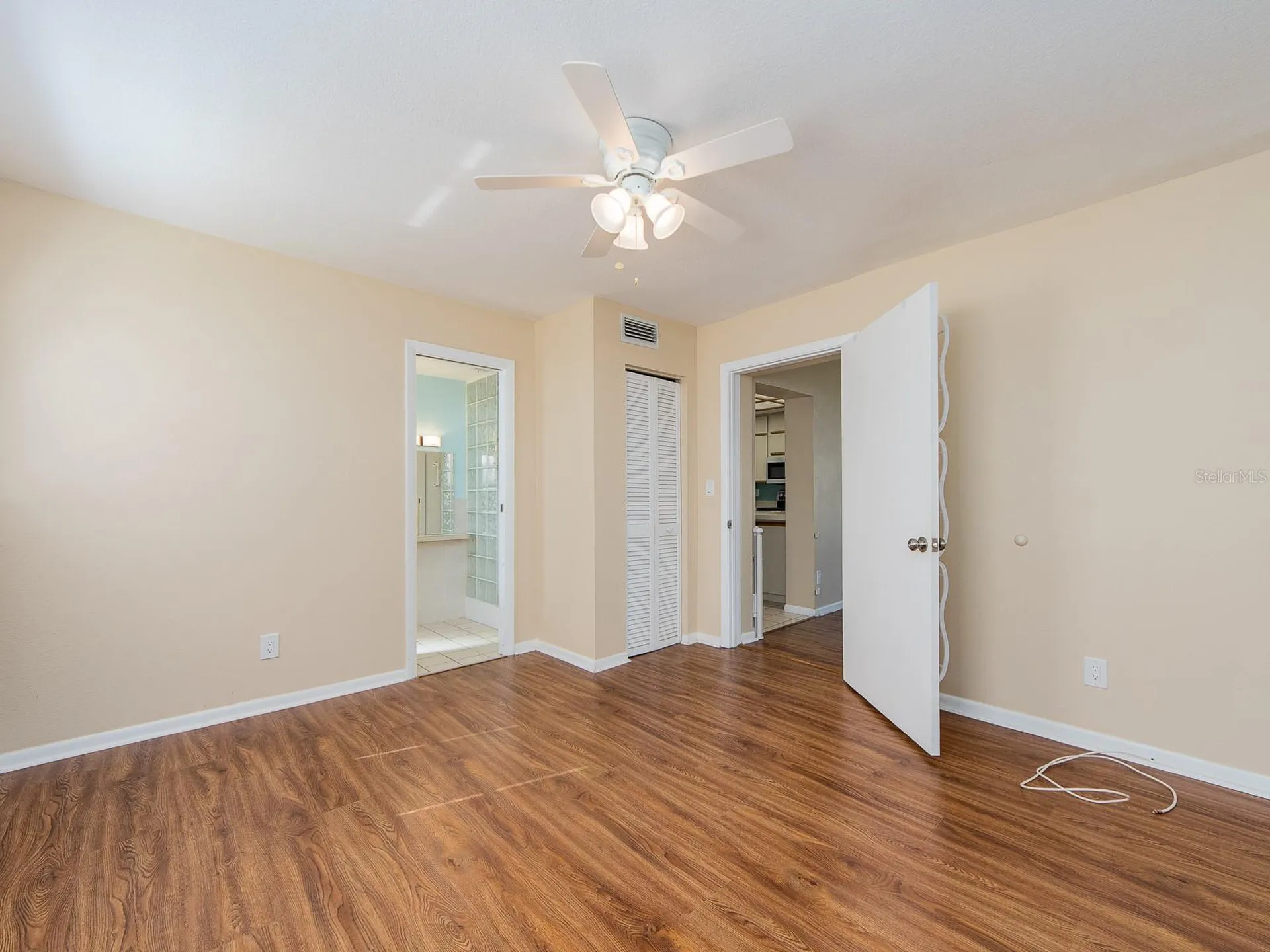 9157 140th Way Seminole FL 33776