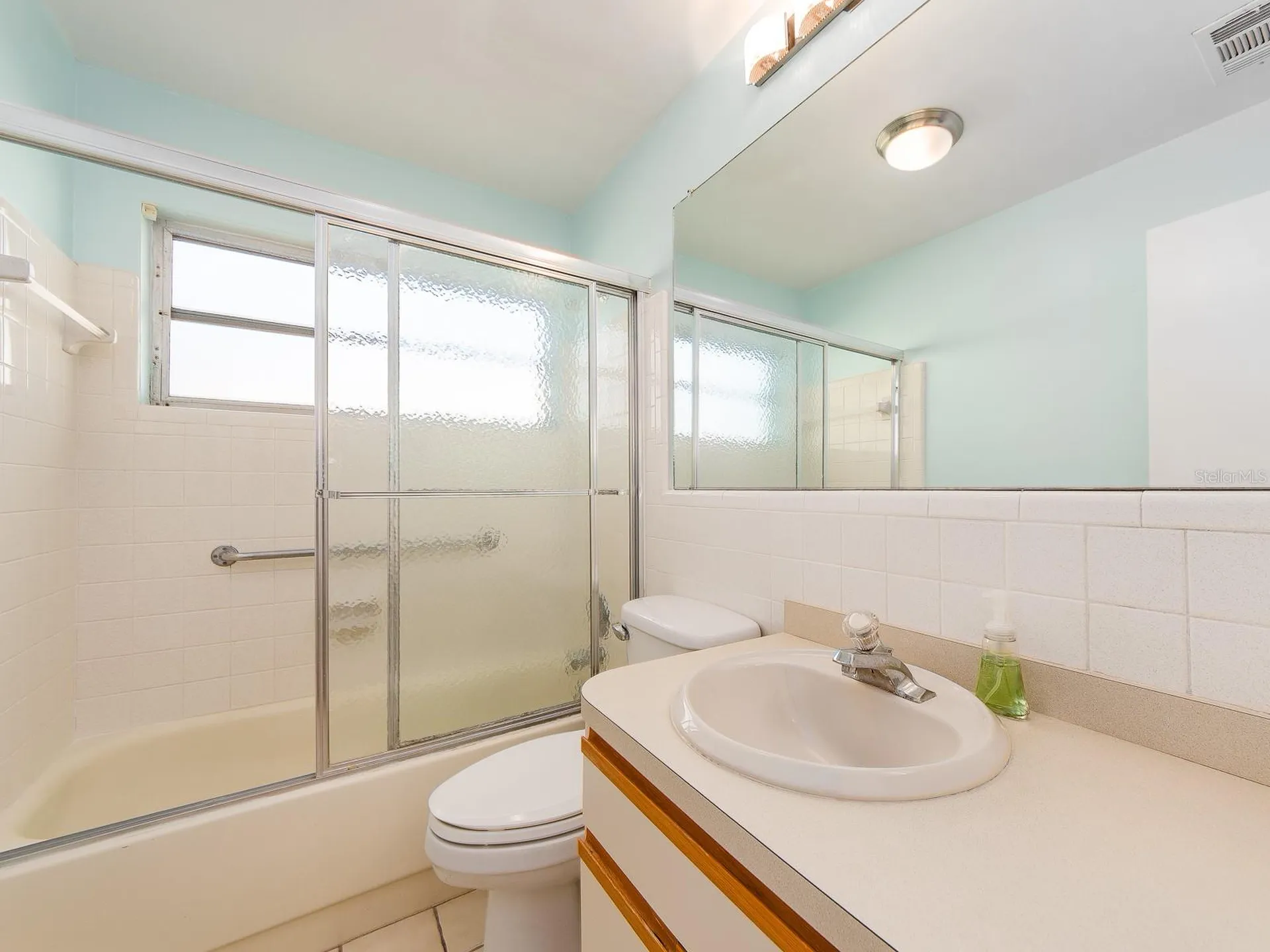 9157 140th Way Seminole FL 33776