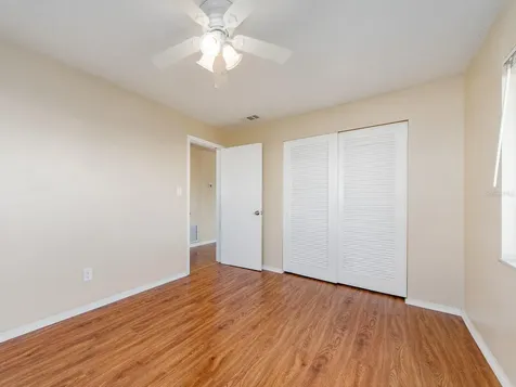 9157 140th Way Seminole FL 33776