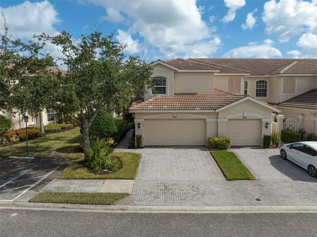 7012 Prosperity Circle Sarasota FL 34238