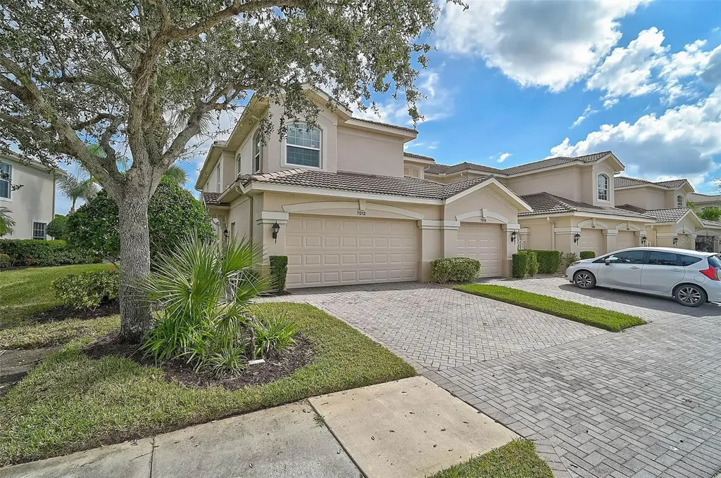 7012 Prosperity Circle Sarasota FL 34238