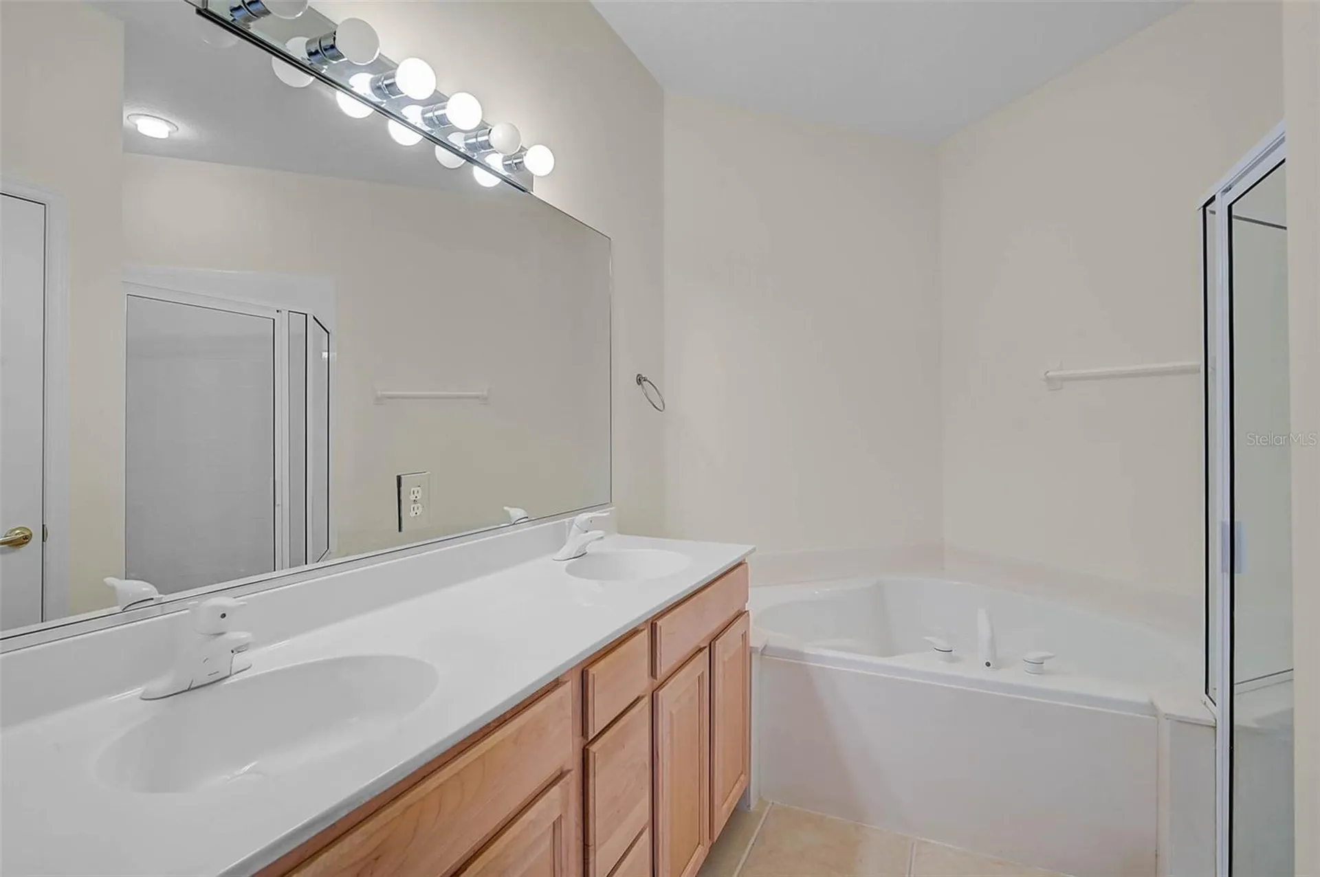 7012 Prosperity Circle Sarasota FL 34238