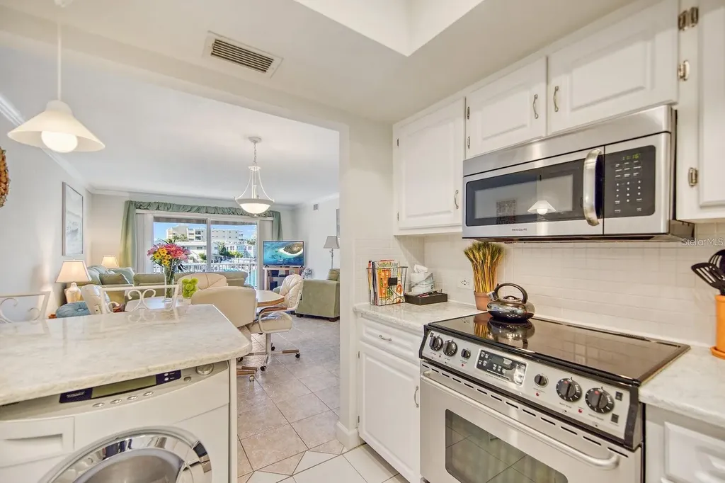 400 Larboard Way Clearwater FL 33767