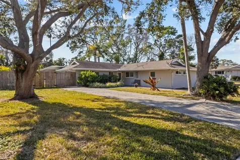 7230 Shepherd Street Sarasota FL 34243