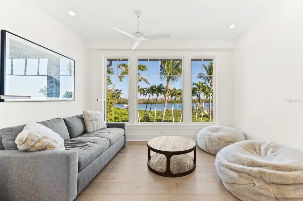 4070 Loomis Avenue Boca Grande FL 33921