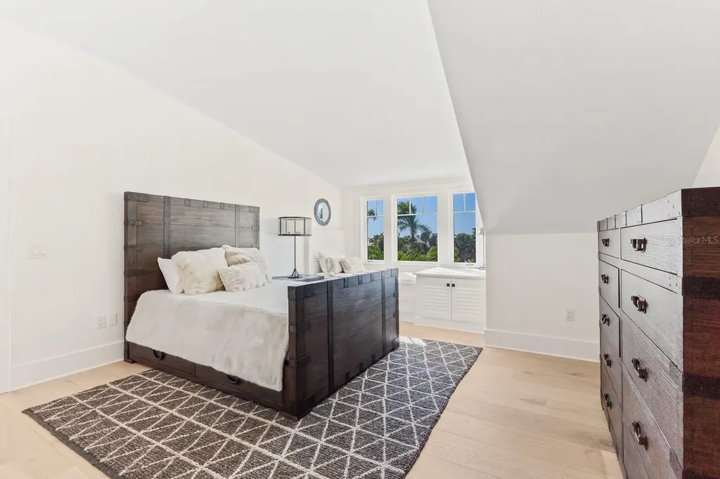 4070 Loomis Avenue Boca Grande FL 33921
