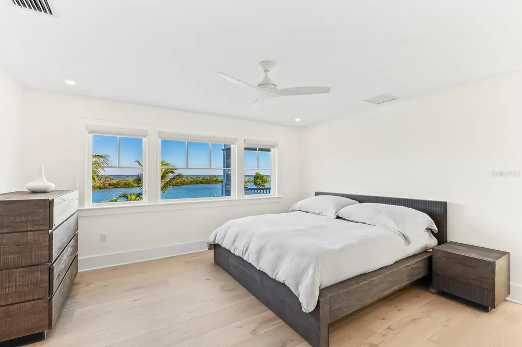 4070 Loomis Avenue Boca Grande FL 33921