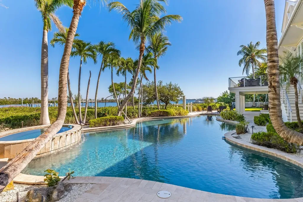 4070 Loomis Avenue Boca Grande FL 33921
