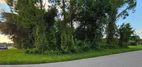 133 Valdiva Street Punta Gorda FL 33983