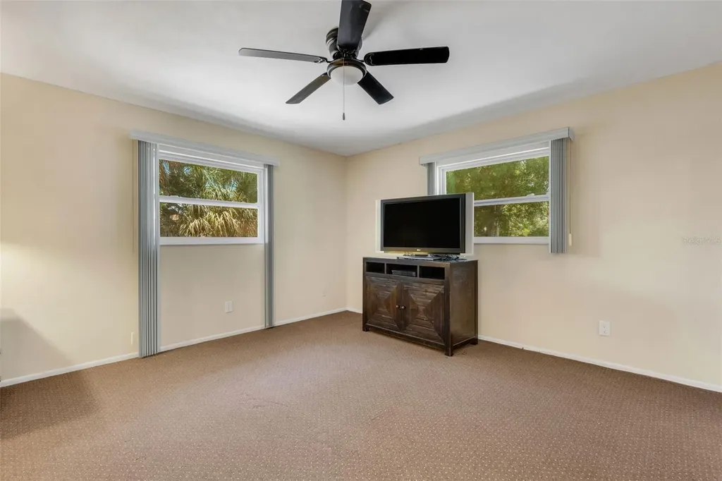 6328 Georgia Avenue Bradenton FL 34207
