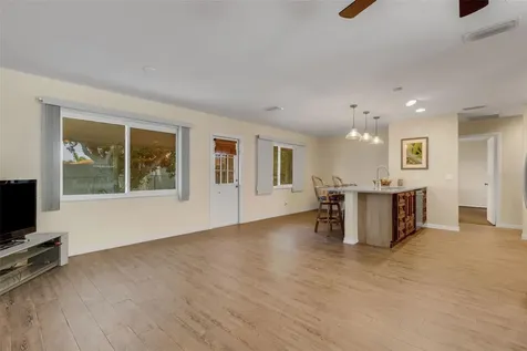 6328 Georgia Avenue Bradenton FL 34207
