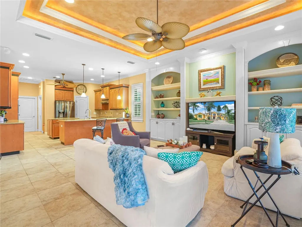 565 Whisper Woods Drive Lakeland FL 33813