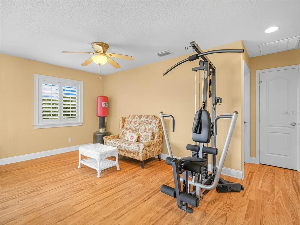 565 Whisper Woods Drive Lakeland FL 33813