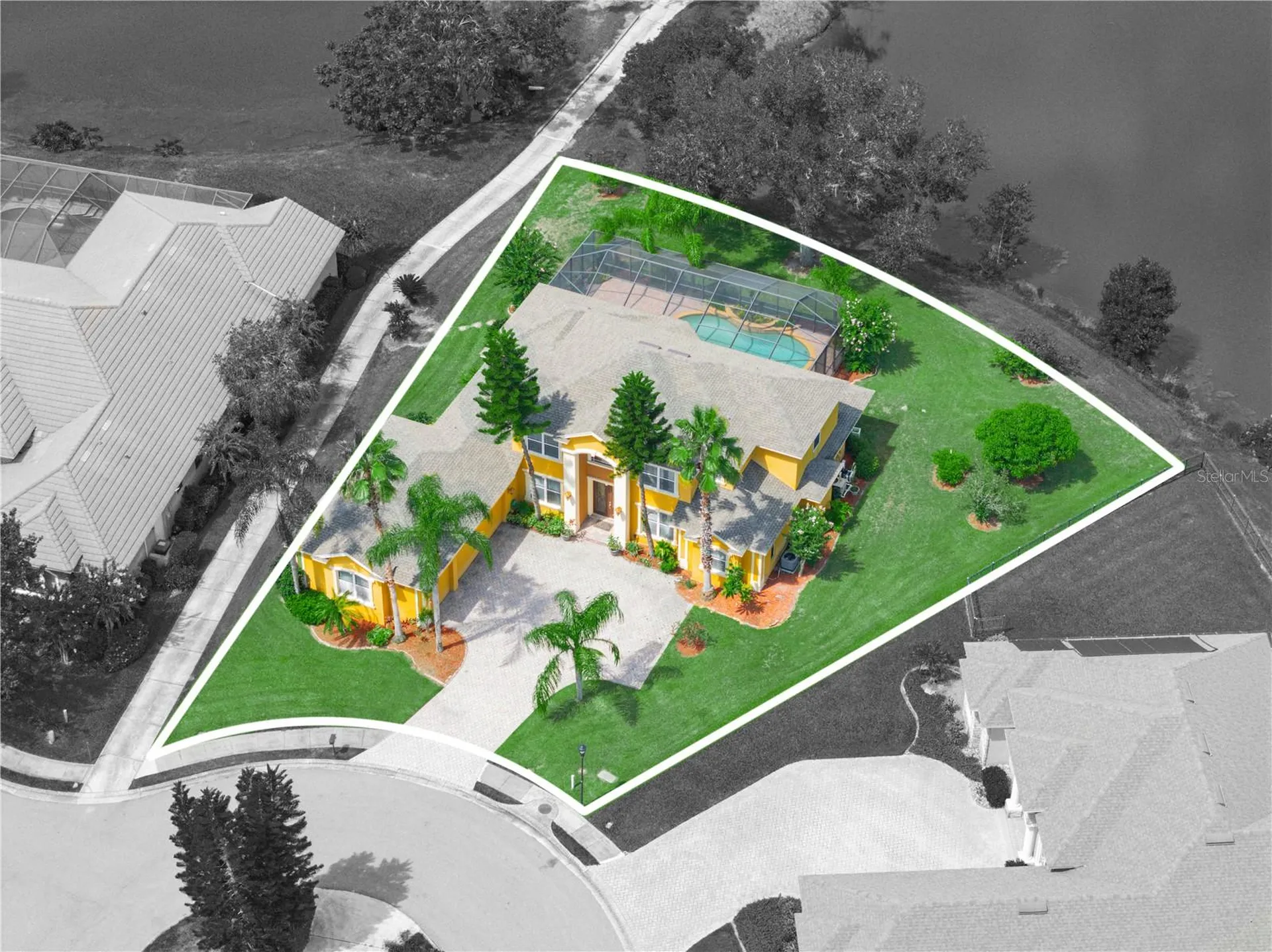 565 Whisper Woods Drive Lakeland FL 33813