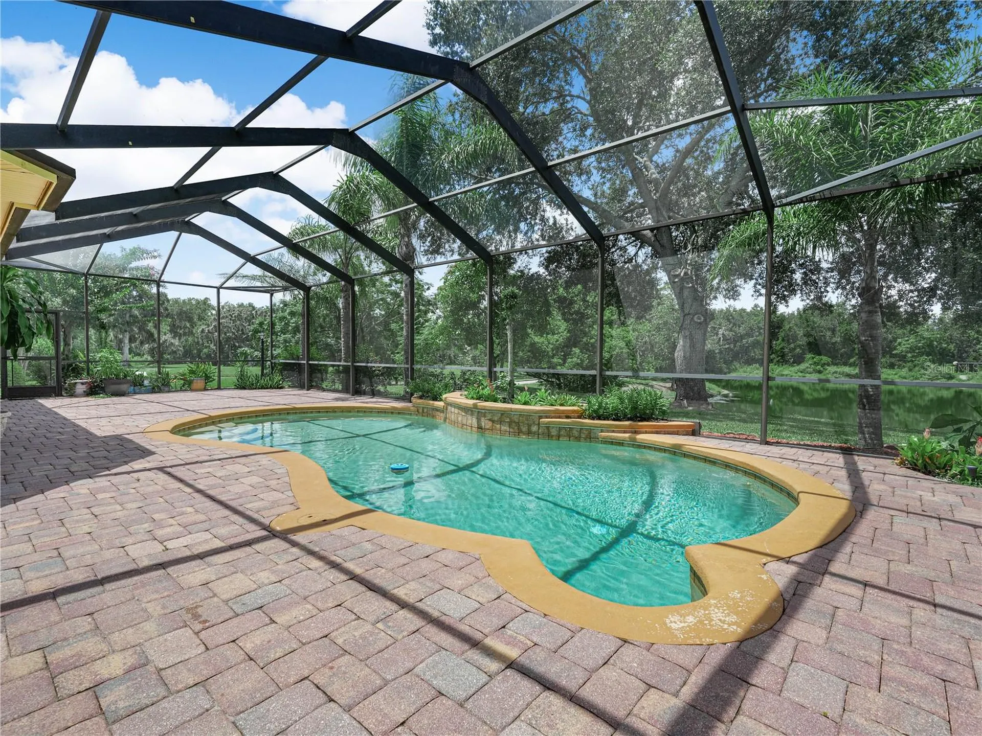 565 Whisper Woods Drive Lakeland FL 33813
