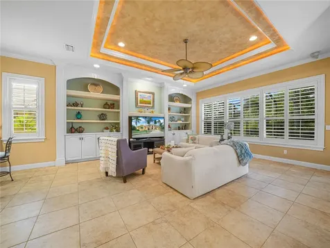 565 Whisper Woods Drive Lakeland FL 33813