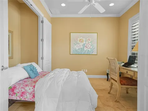 565 Whisper Woods Drive Lakeland FL 33813
