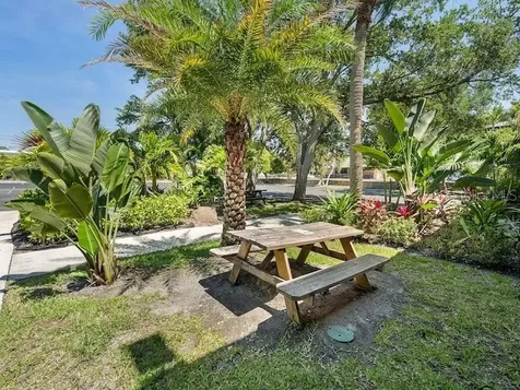 7150 N Tamiami Trail Sarasota FL 34243