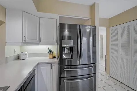 7341 Golf Pointe Circle Sarasota FL 34243