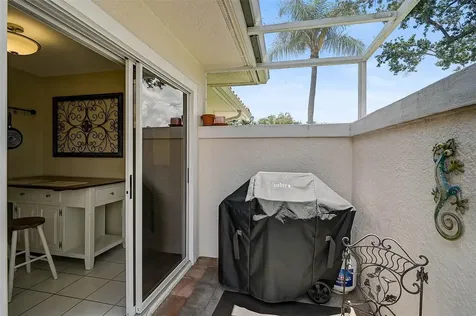 7341 Golf Pointe Circle Sarasota FL 34243