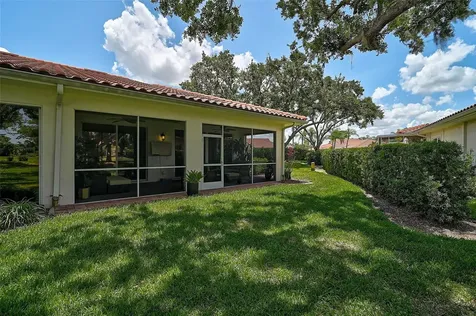 7341 Golf Pointe Circle Sarasota FL 34243