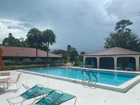 7341 Golf Pointe Circle Sarasota FL 34243