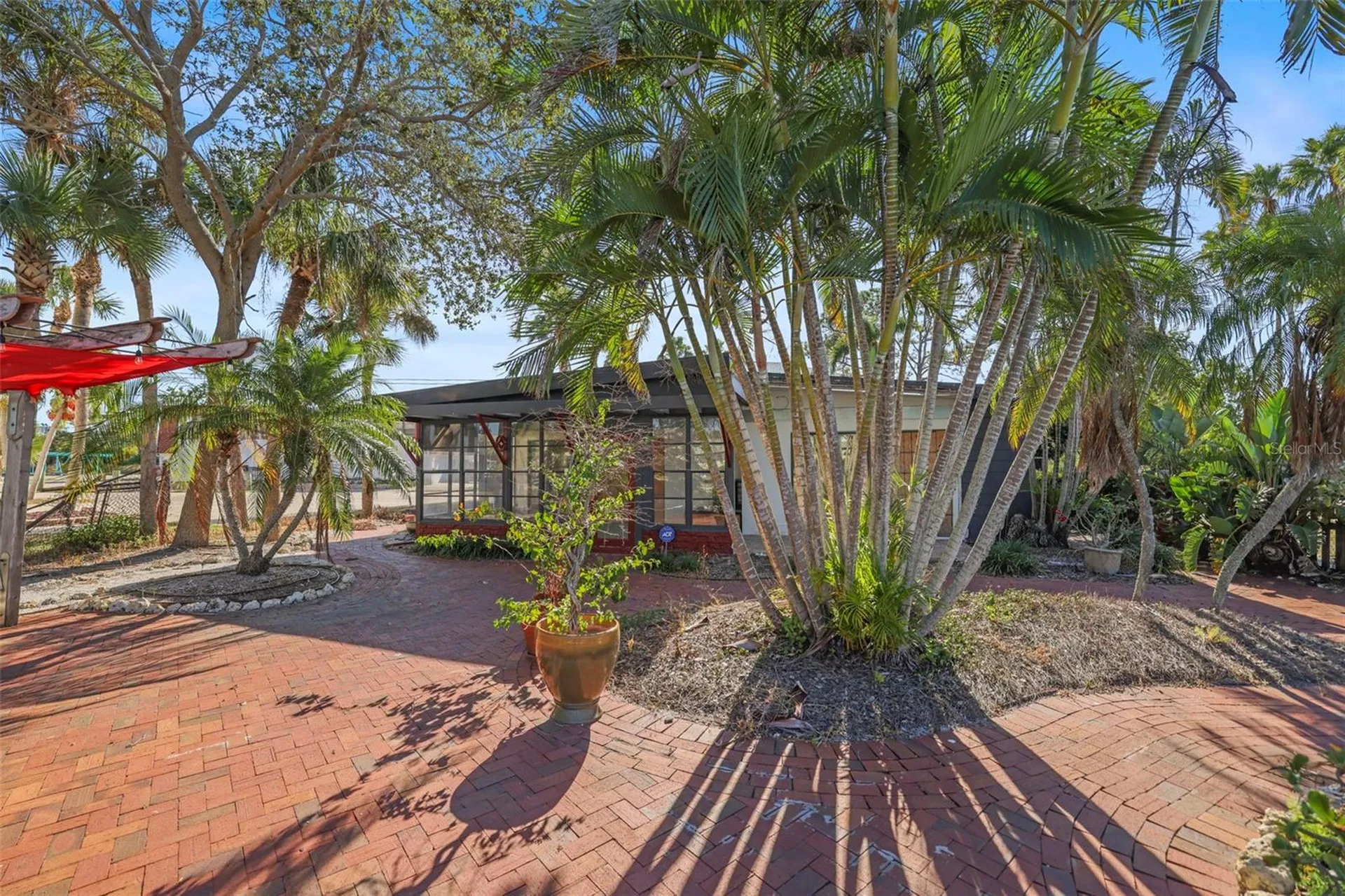 11921 Lagoon Lane Treasure Island FL 33706