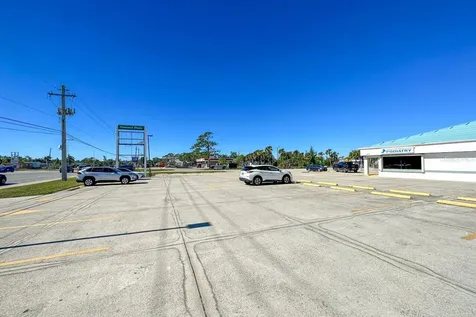 2400 S Mccall Road Englewood FL 34224