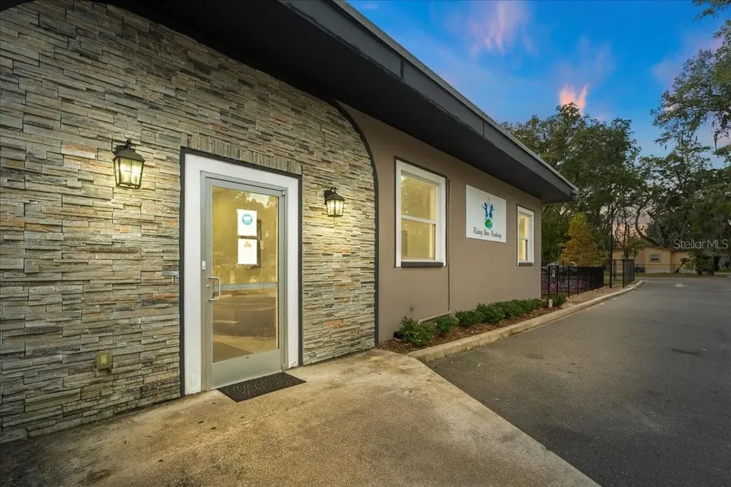 1938 NE Waldo Road Gainesville FL 32609