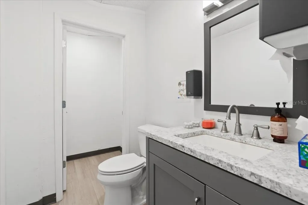 1938 NE Waldo Road Gainesville FL 32609