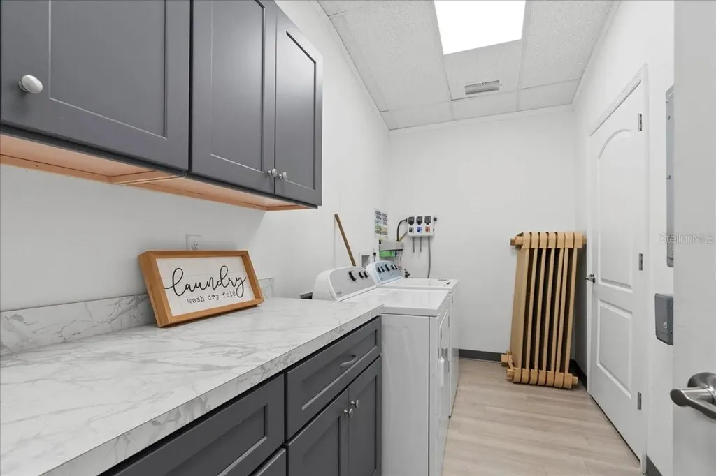 1938 NE Waldo Road Gainesville FL 32609