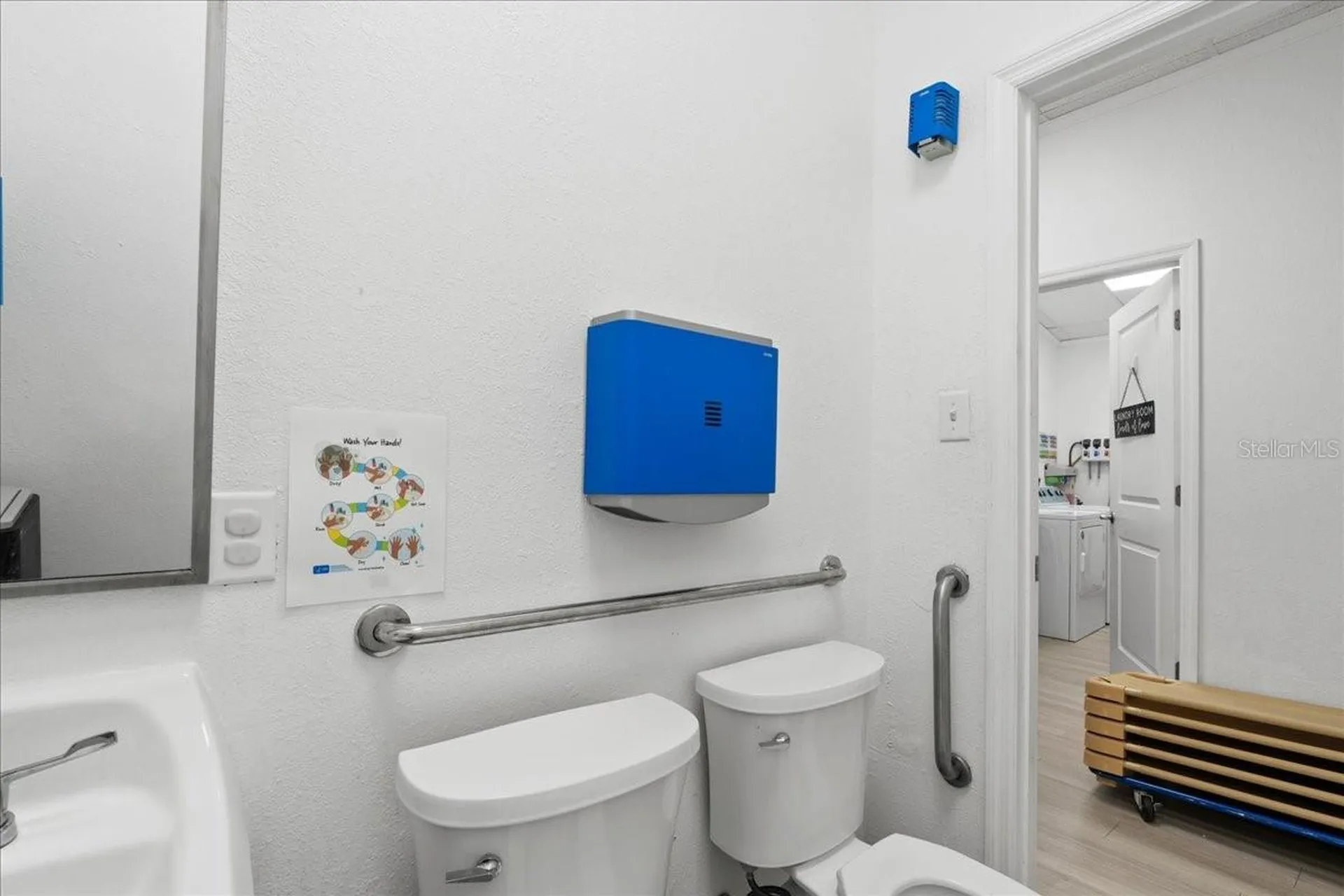 1938 NE Waldo Road Gainesville FL 32609