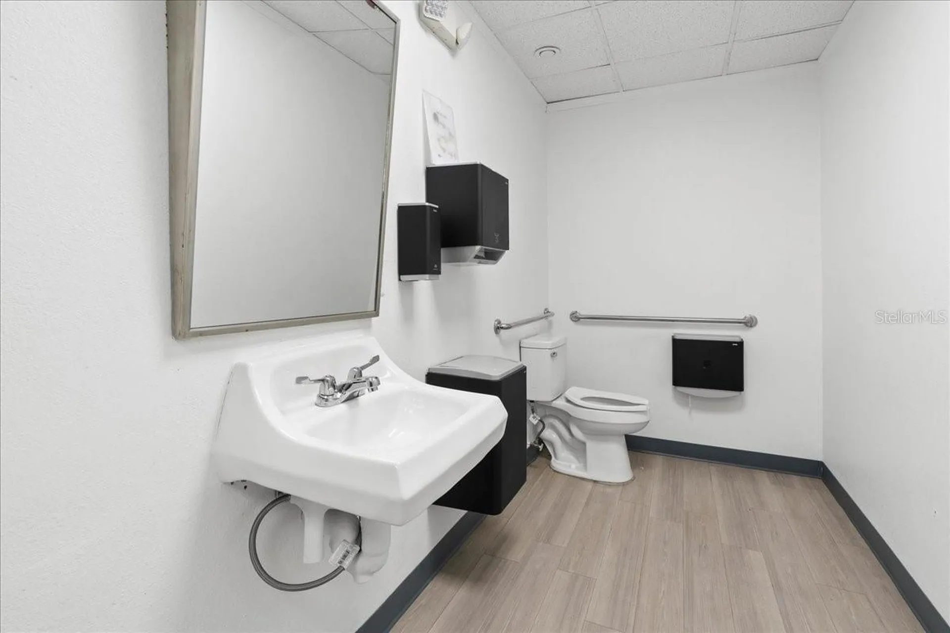 1938 NE Waldo Road Gainesville FL 32609