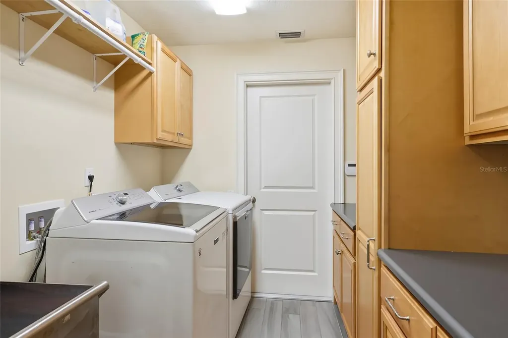 1690 Pine Harrier Circle Sarasota FL 34231